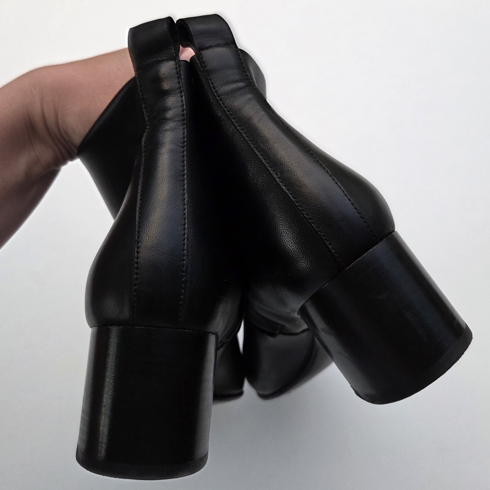 Everlane Black Leather Ankle Boots - Picture 7 of 9
